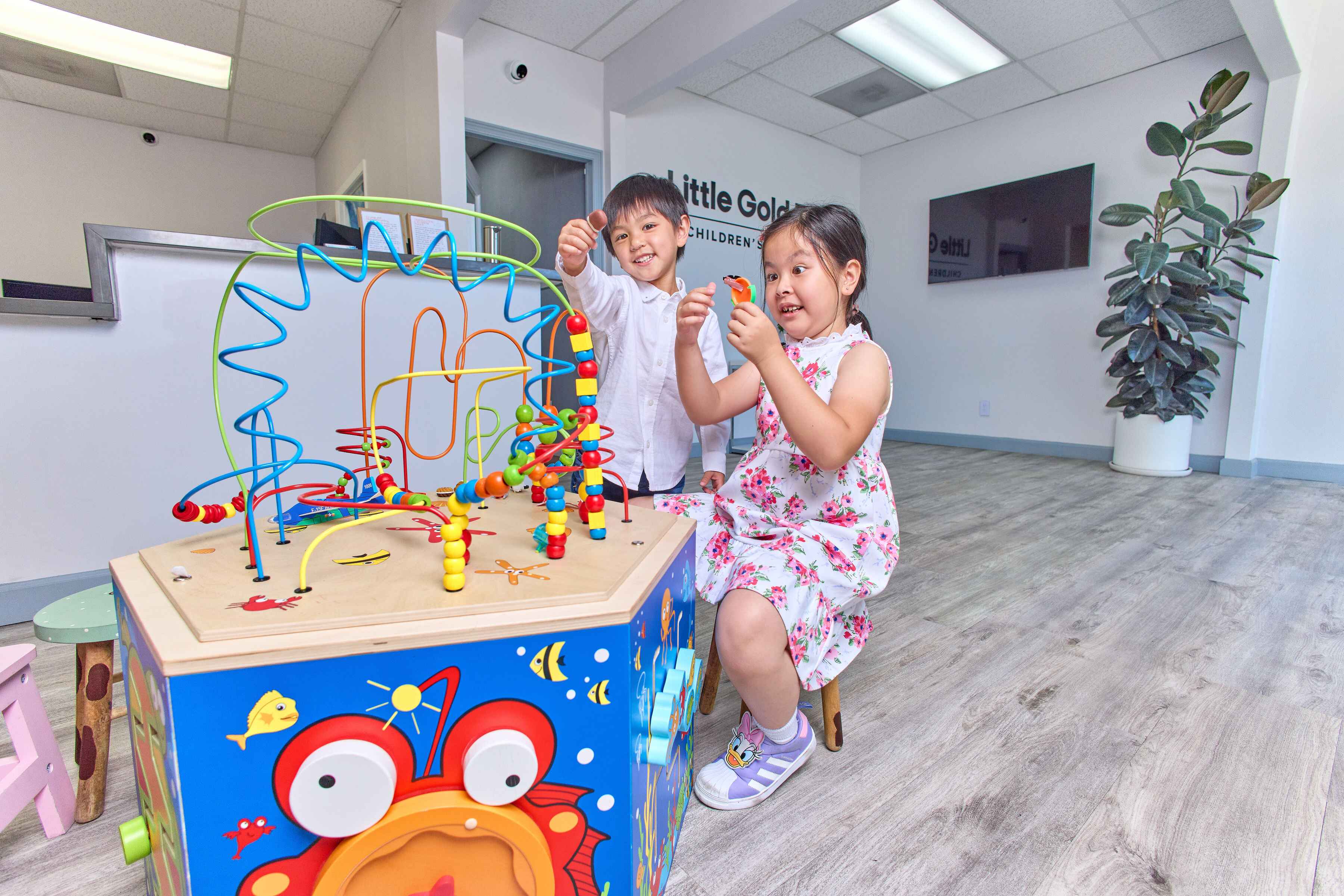 Kids_Playing_in_Dental_Office Kids_Playing_in_Dental_Office